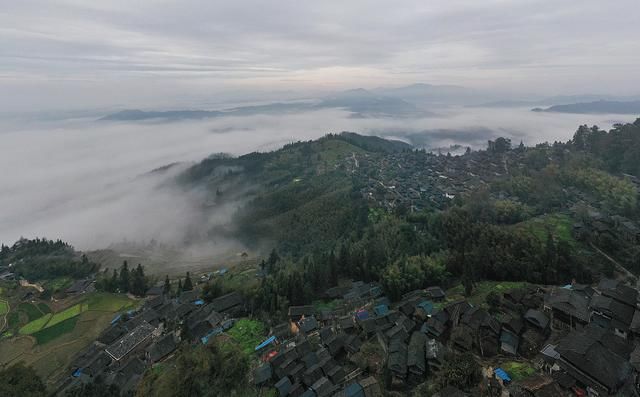 黔东南|贵州黔东南：雾绕苗寨冬景靓丽