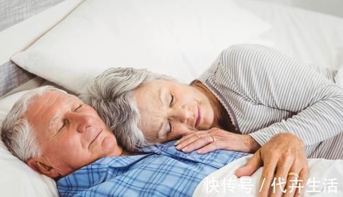 艼灵芝|专家提醒：60岁以上老年人，睡眠时间得满足这个数，一定要把握好