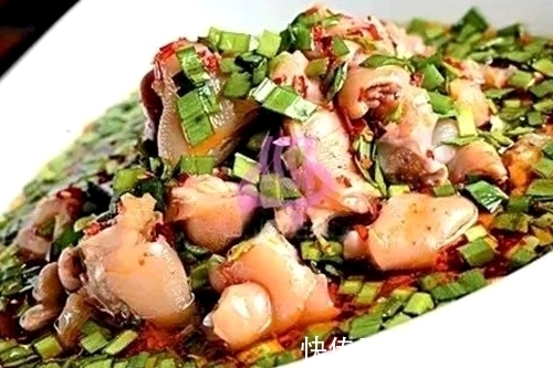 芹菜|家人拿来拌饭的家常菜，菜香汤鲜，解馋又滋补，好吃得放不下碗！
