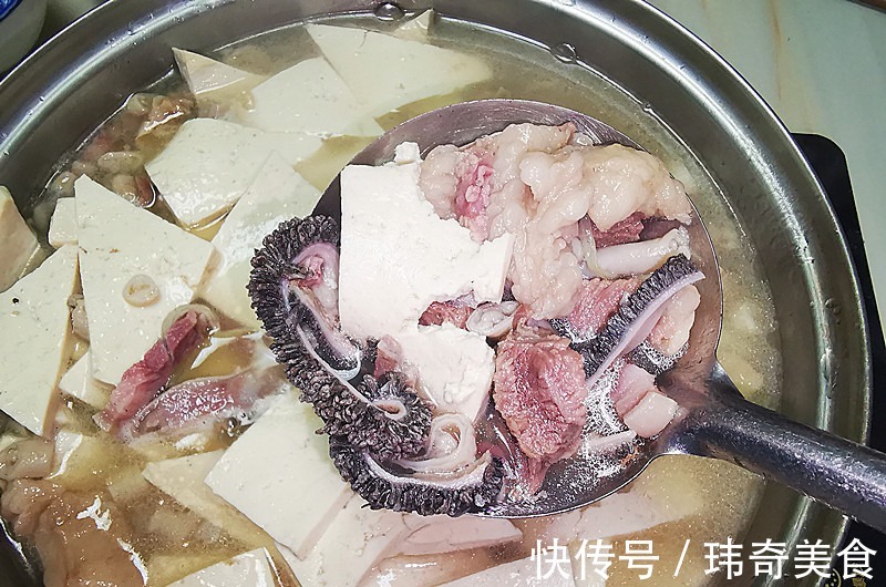 高压锅|炖羊肉，只放这3味料就行，专克羊膻味，买上5斤炖一大锅，真香