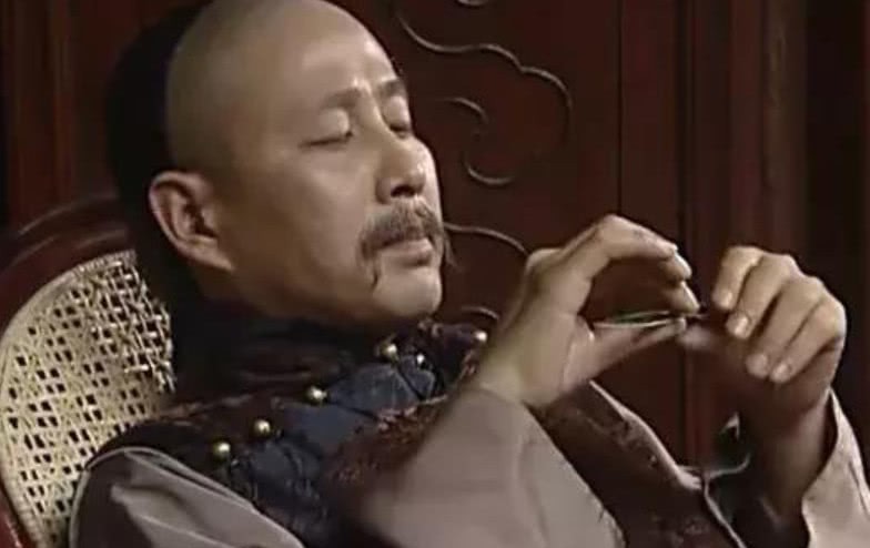 至此|中国首富胡雪岩,去世前究竟说了什么,至此他的后代无一人经商