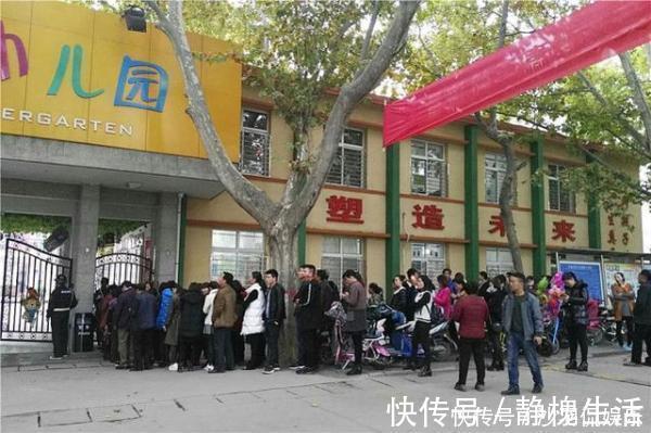 孩子|中国父母接送孩子上下学，日本让孩子独自上下学，背后差距在哪儿