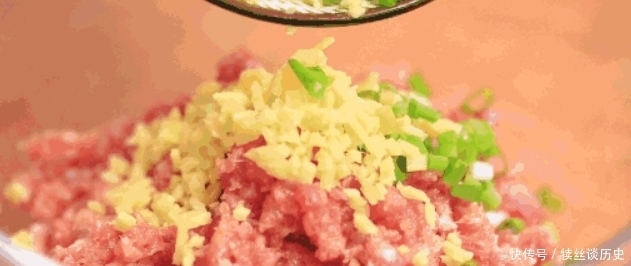 调料|拌馅时,2种调料不能放,很多人每次都放,所以饺子又干又柴不香