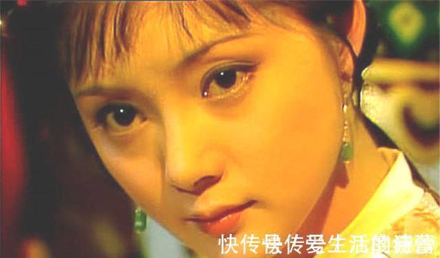 宝钗#红楼梦:金钏竟是黛玉的替死鬼?难怪王夫人想用黛玉的衣服做装裹