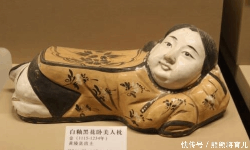 古人为何喜欢又高又硬的枕头? 马未都如此解释, 看完才恍然大悟