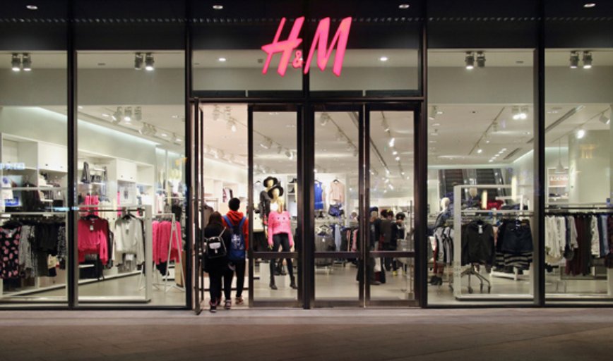 HM事件愈演愈烈，超百位明星上线发声，旗下实体店却人流量不减