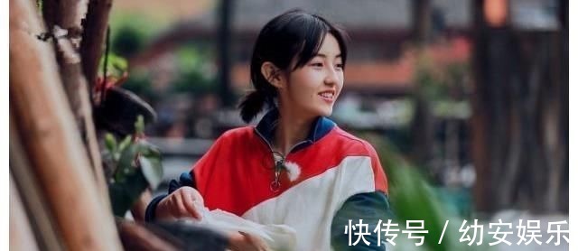 看完《盛夏未來》的“精彩花絮”后，估計黃磊老師又想砍點什么