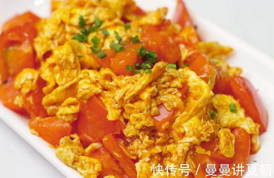 吃西红柿炒鸡蛋好处多多，却有一物不能放，还有人不清楚！