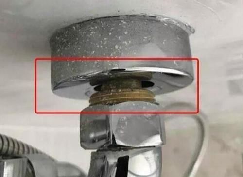 房毁|入住新房气的想上吊!装修连犯14个装修不饶恕之罪!钱光、房毁