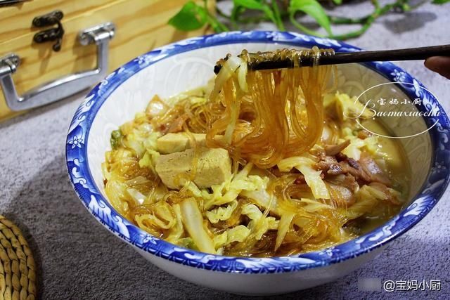 早春，这道菜比炒菜受欢迎，不燥，吃着舒服还有营养，老少都喜欢