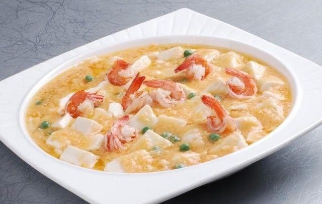 豆腐加“它”炖,比骨头汤鲜香,健脾暖胃又补钙,早些吃早受益