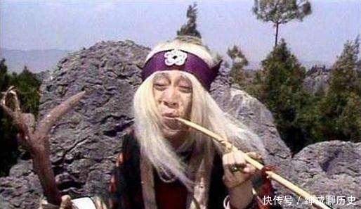 金银角大王|金角银角大王为何认一妖怪当干妈,你看悟空发现了啥