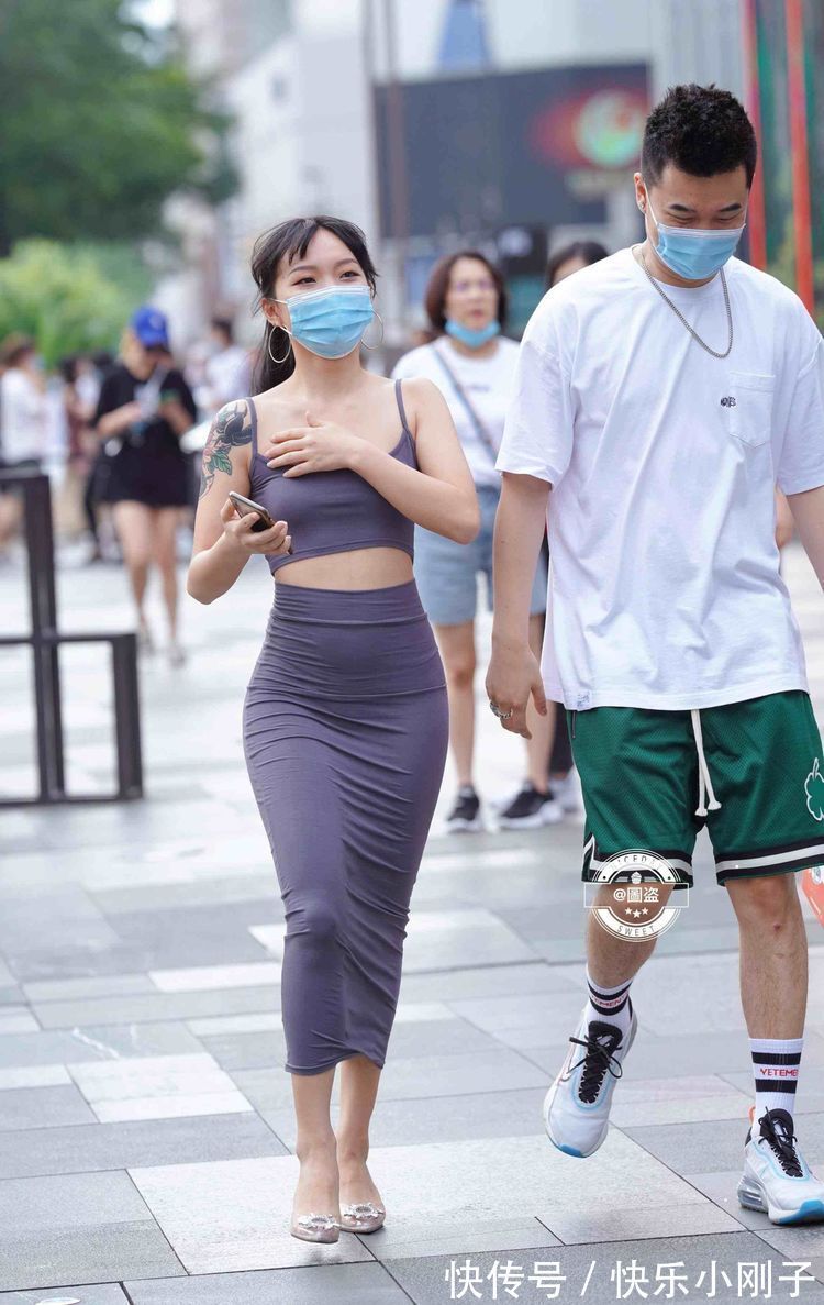 清新 优雅清爽的连衣裙穿搭更有立体感,秀出阳光的气质,清新时尚