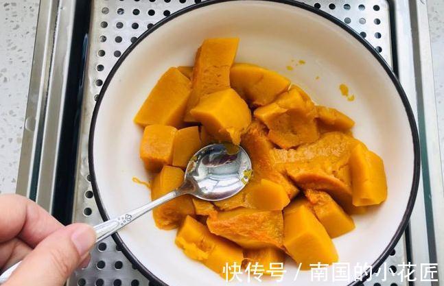 丸子|天凉了常做这道美食,软糯香甜,手脚冰凉的人要多吃,补气血