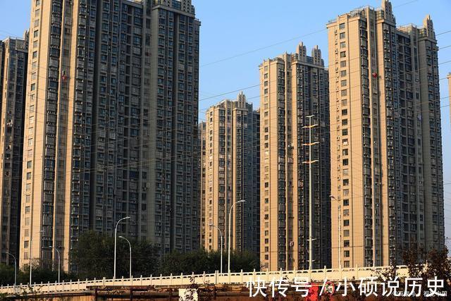 房价|今明两年不买房的家庭,10年后是买不起还是随便挑看完明白了!