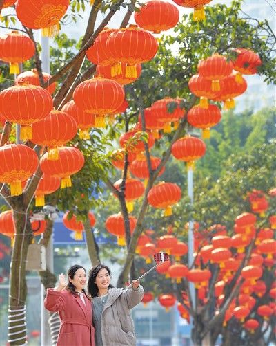 年味|大红灯笼喜气洋洋 感受浓浓年味