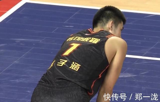 盖帽|16分5盖帽!撑起防守体系,带队战胜联赛第二,王哲林也打不了他