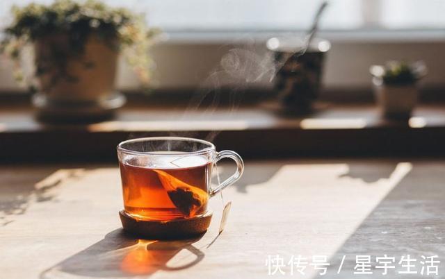 咖啡因|起床、晚上喝白开水的人!这样喝水,将毁掉自己的肾