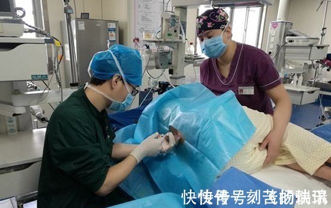 姿势|产妇生孩子时,采用哪种姿势最合理医院常规的分娩方式是这种