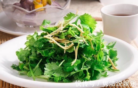 食用|香菜和它是天生的“敌人”,不能一起食用,可惜知道的人太少了!