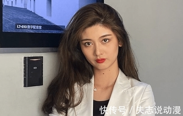 童年照|《心动4》小孔晒“童年照”,自嘲从小脸就圆,身旁表弟成亮点