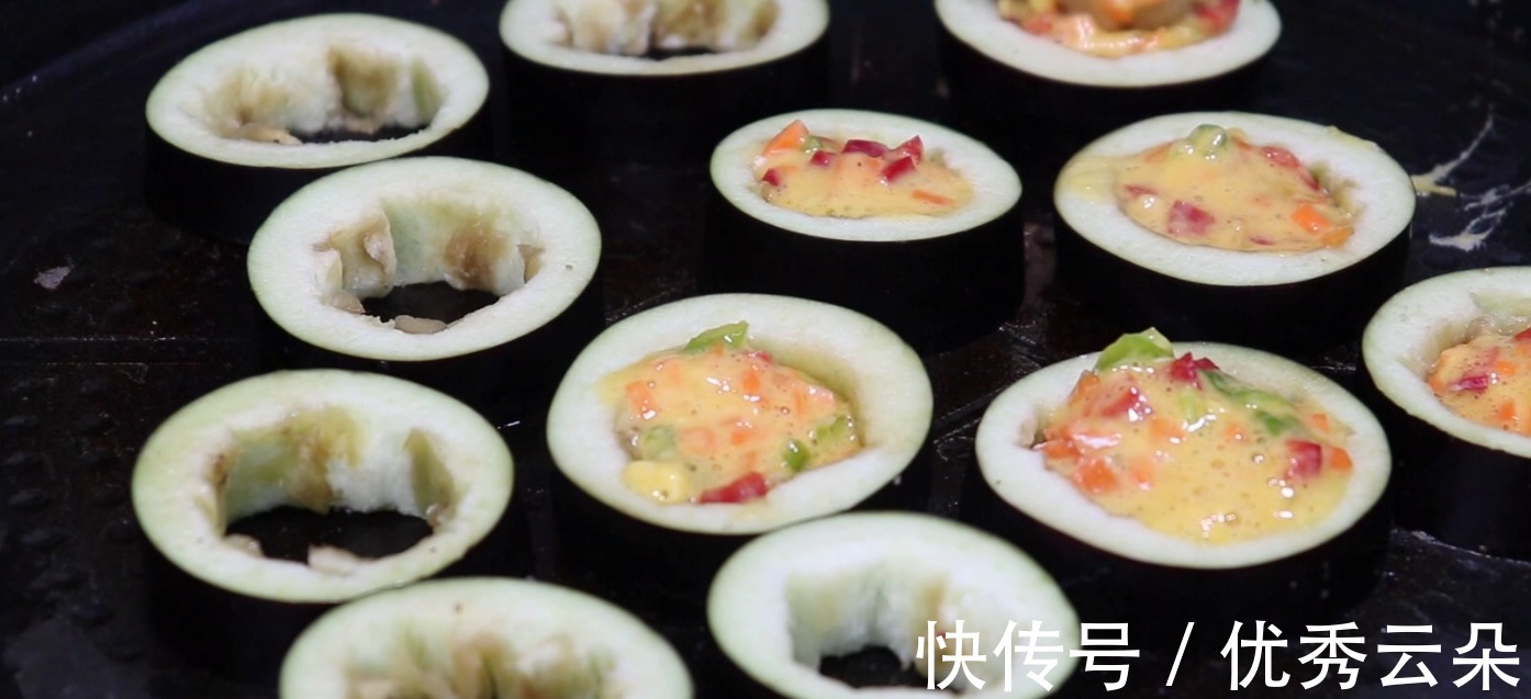 茄子鸡蛋小饼|茄子这样做太好吃了，不炒不炸，孩子天天吵着要吃，刚出锅就没了！