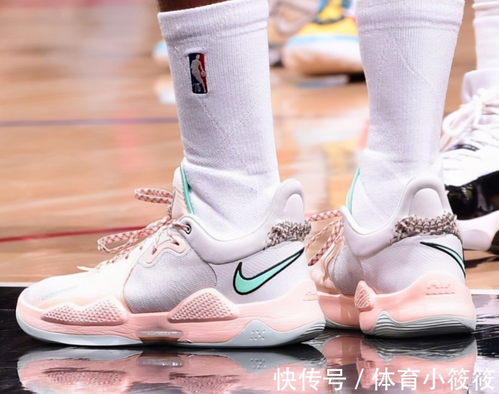 乔治 脸都不要了!乔治比赛上脚ZK4代,自己的签名鞋不穿了,PG6无望?