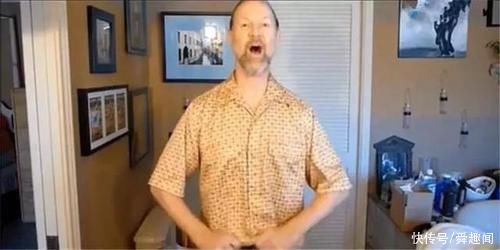 请收下我的膝盖!70岁大爷化妆成美女无人识，让我们情何以堪