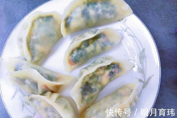 更香|这菜用来包饺子特鲜香，比芹菜鲜嫩，比茴香更香，再不吃就等明年