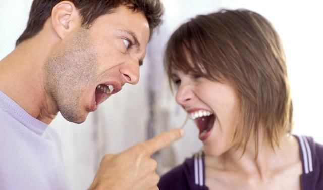 睡眠质量|女人45岁后，身体若有四大变化，或许是绝经在向你“打招呼”