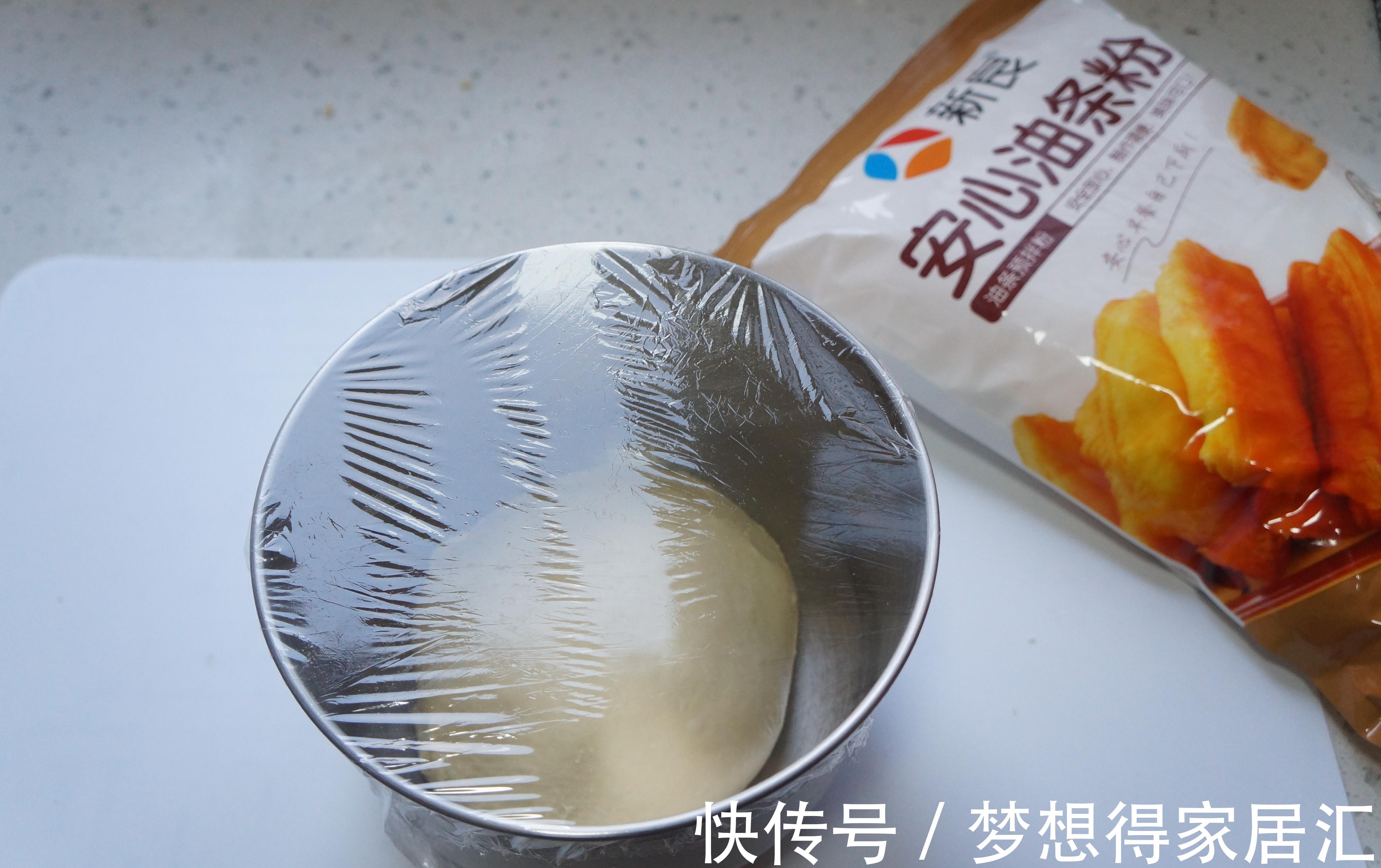 面团|1碗面粉1个鸡蛋,教你做在家做油条,卫生还健康