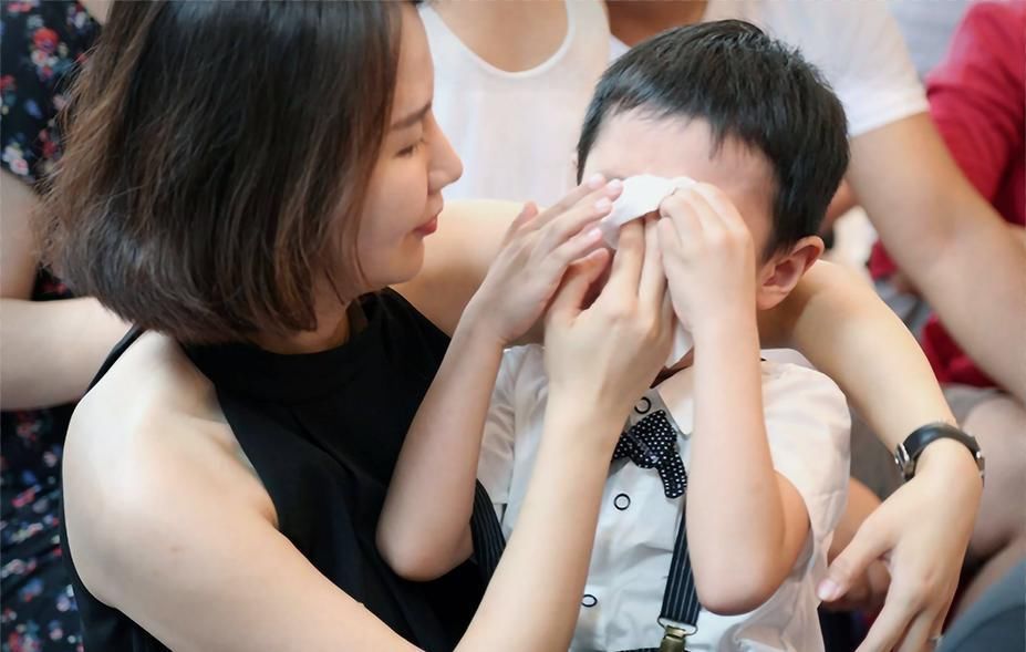 李玫瑾|孩子出现这4种行为,李玫瑾教授表示该打就得打,长大后就难改了