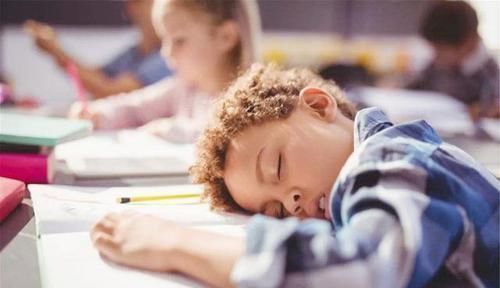 睡眠时间|孩子起床太早,身高或矮10厘米,家长可以为孩子的身高做些什么