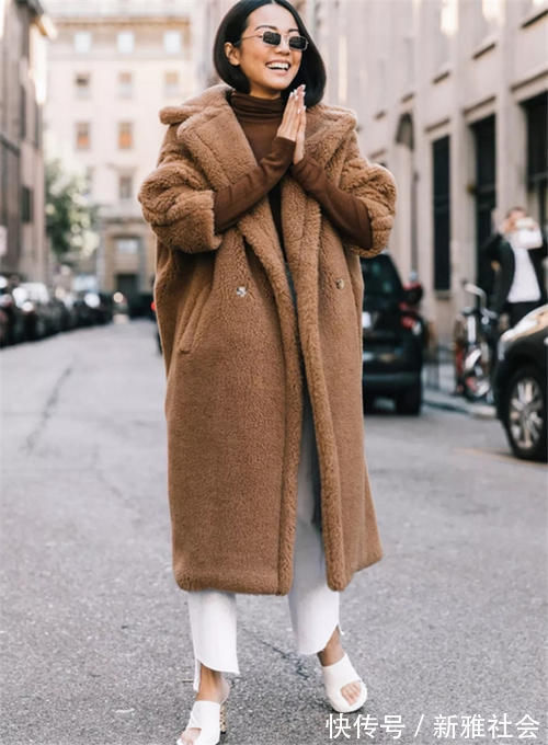 保暖 “奶奶大衣”火了!比羽绒服保暖,比呢子大衣高级,今冬必入