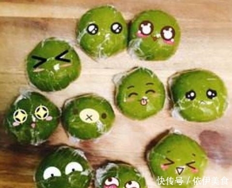青团|肉松蛋黄青团外面买太贵,教你简单又好吃的做法,味道一点都不差