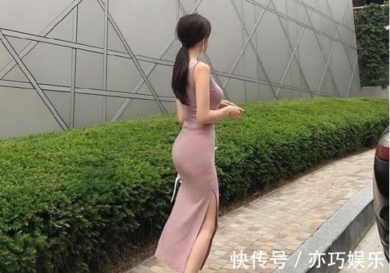 连衣裙 气质女神搭配合身剪裁的连衣裙，显得分外迷人