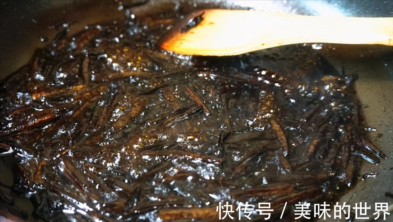 蒜瓣|懒人版的葱油拌面，葱香味十足，吃一口就停不下了