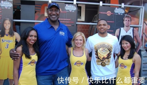 尤物|33歲火箭老將爆發(fā)，新女友堪比卡戴珊！身邊不缺尤物，眼光絕了