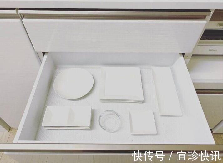 餐具|日本一家四口的极简生活用最少的物品,过上最幸福的日子