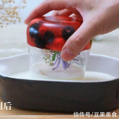 亚洲咖啡西点|火遍全网的反重力悬浮布丁秘?竟然一次成功