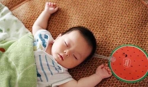 中暑|天再热也别这样吹空调,吹错了伤娃健康,不想让娃遭罪的家长看看