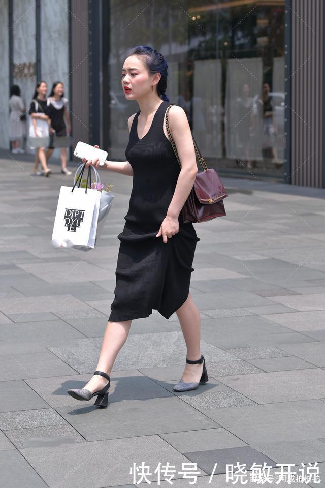 黑色|黑色针织连衣裙,优雅大方,简单得体