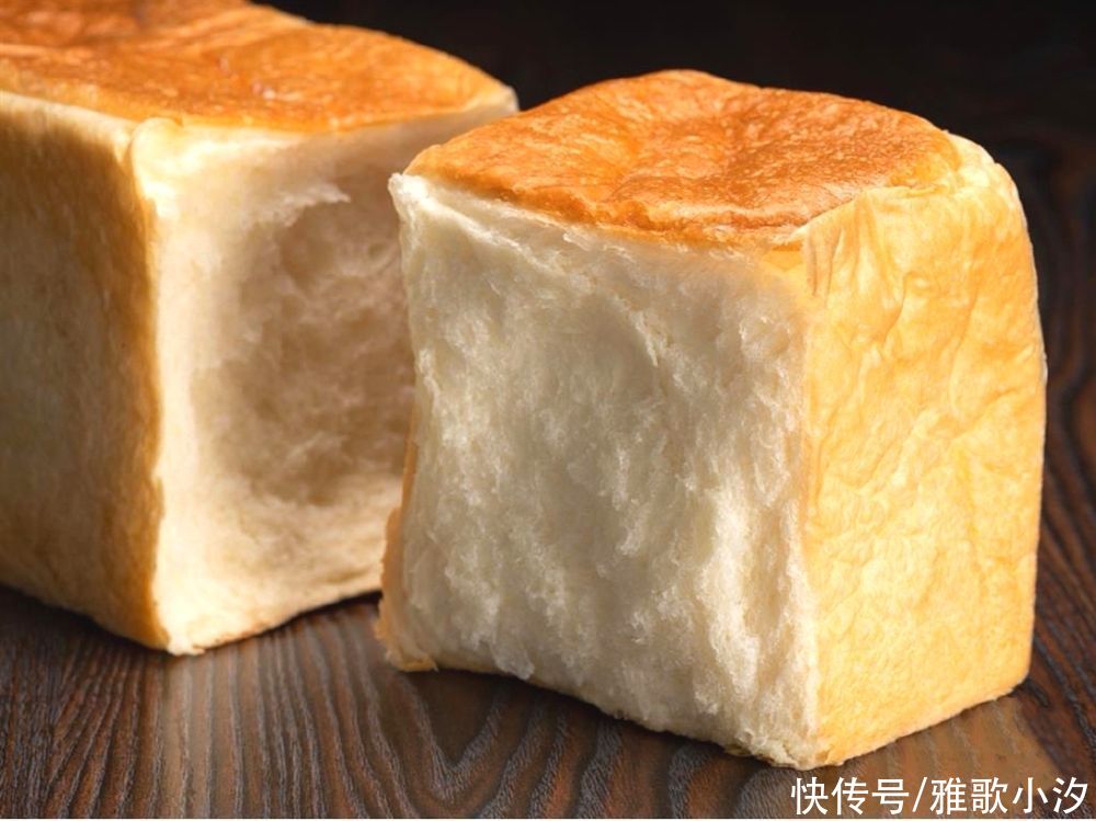 人人都夸好吃的“生吐司”，到底是生还是熟？为啥称之为生吐司？