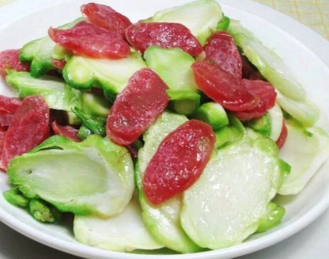 泻药|它是天然“泻药菜”,每天炒一盘,血管好,嘴巴不臭,瘦成2位数