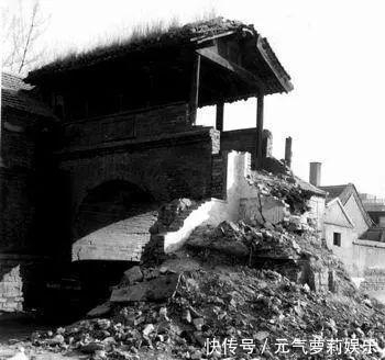 中薪|还记得消失在菜市口的儒福里过街楼吗?