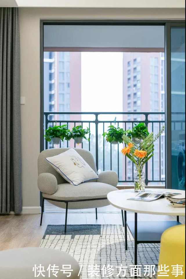 操作台|116平三居室改造,客厅用设计制造宽敞惬意十足