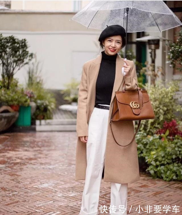 毛衣 大衣里面搭什么不如学学这4种叠穿方法，承包你的秋冬时髦感！