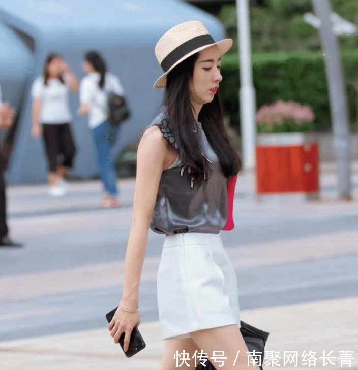 草帽|草帽,也成为美女钟爱的时尚单品了