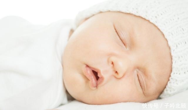 按摩|为啥宝宝吃奶时爱“扭来扭去”娃心里苦说不出,但妈妈要明白!