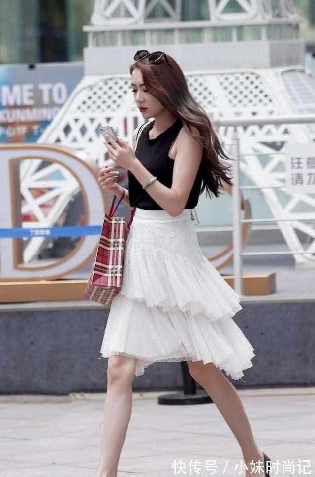 气质感 美女穿搭:能穿裙子真的好美,简洁不失韵味,清新又很唯美
